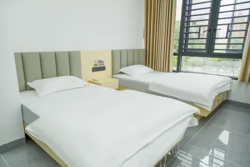 Xin Nanyue Apartment (Luhe Linrun Times Center)