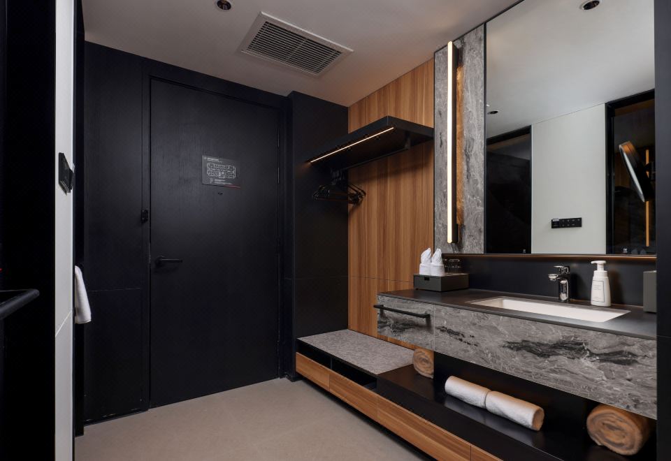 2-bed Room With City View
