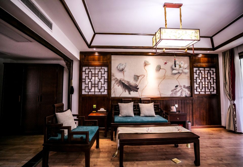 Furong Town Shuiyunxuan Inn (Furong Town Scenic Area)Suite - Near River