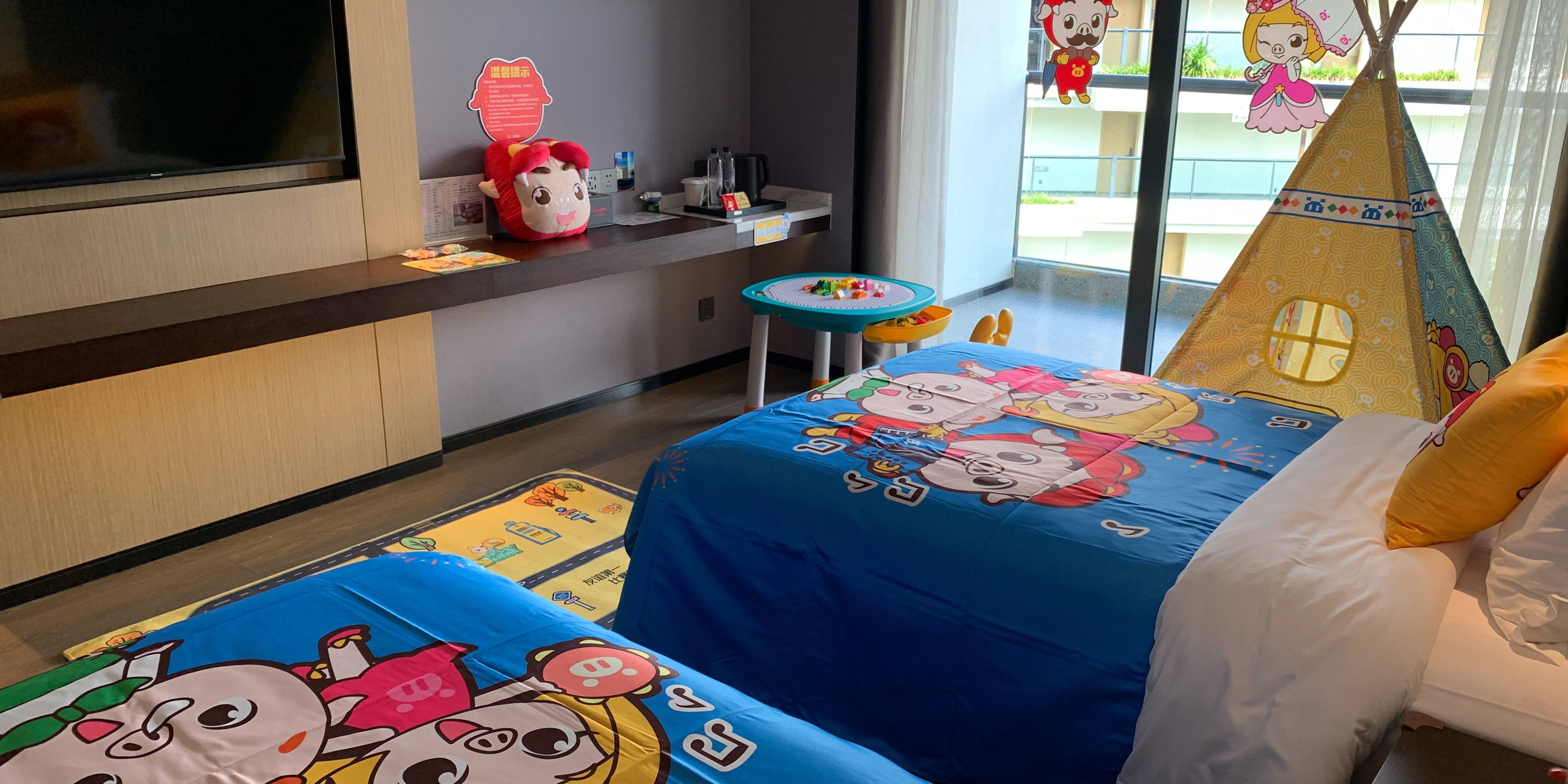 猪猪侠酷芽亲子双床房