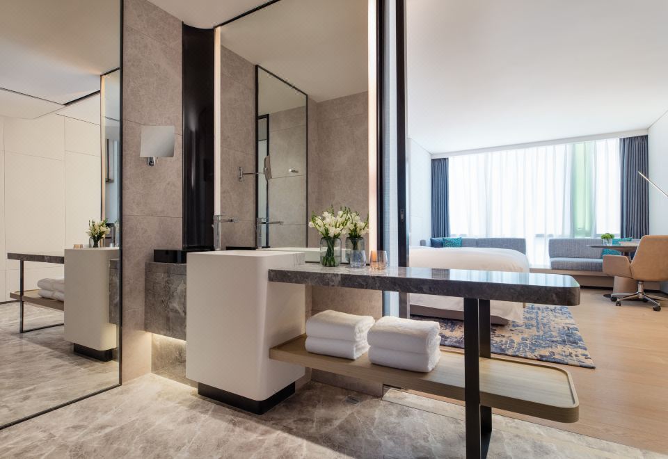 Courtyard by Marriott Shenzhen NorthwestDeluxe 2-bed Room