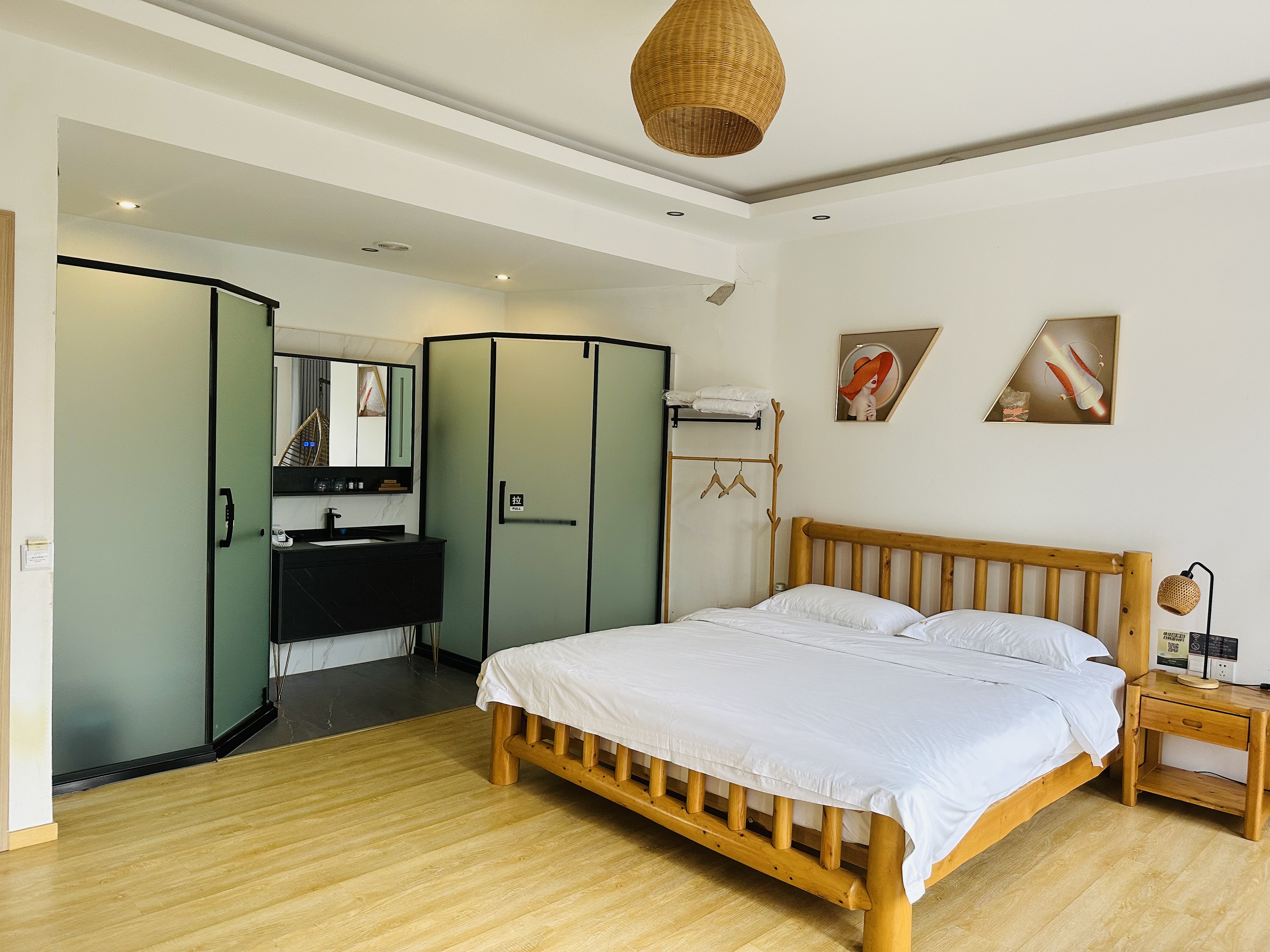 观景露台家庭套房两居室