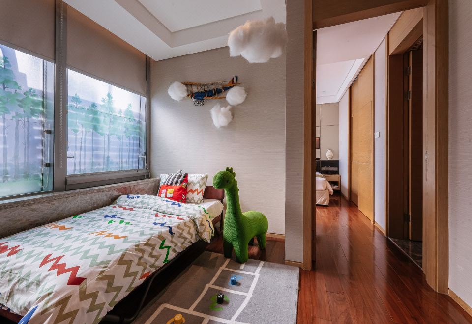 穿越森林親子主題房