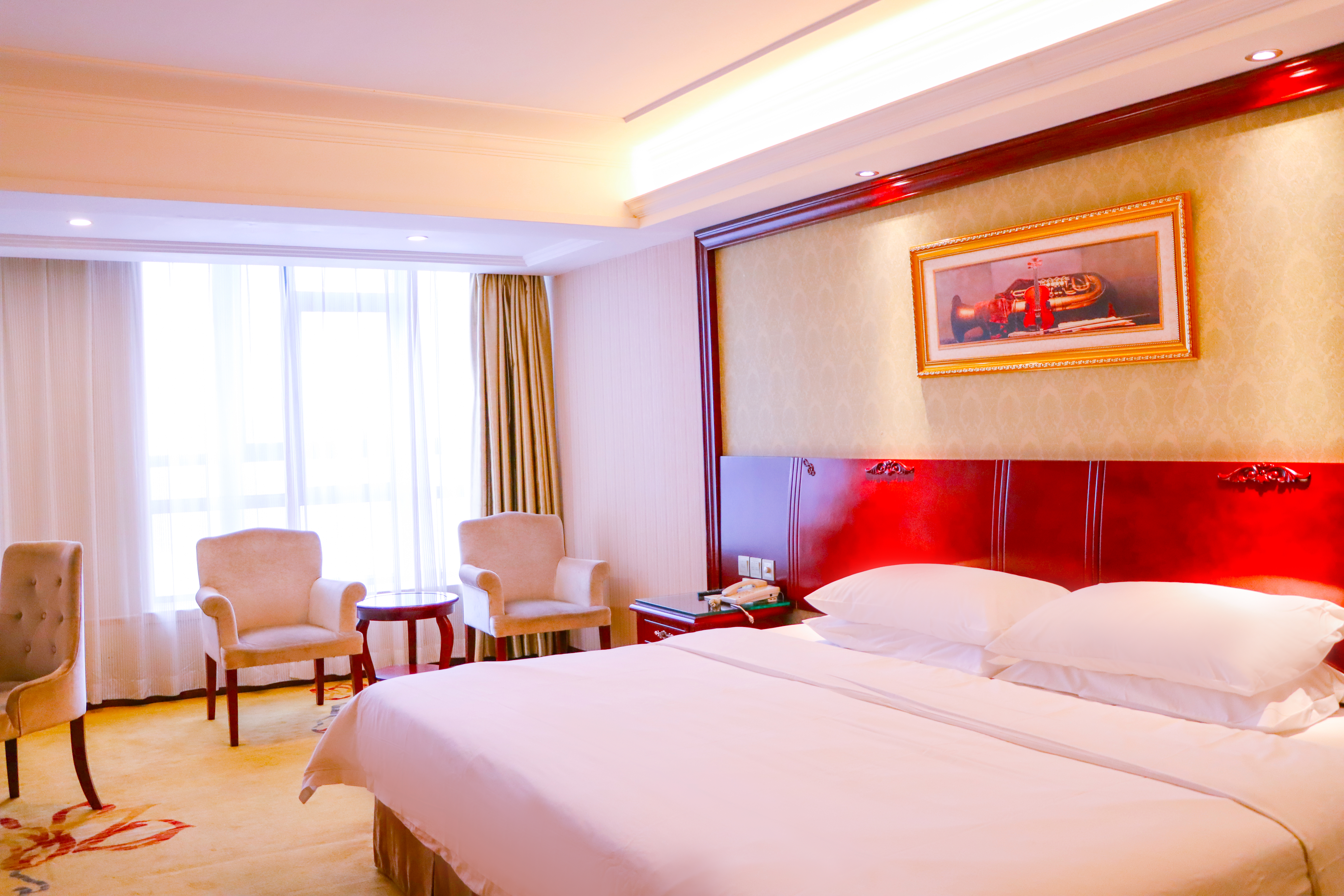 商务大床房 I 记忆床垫