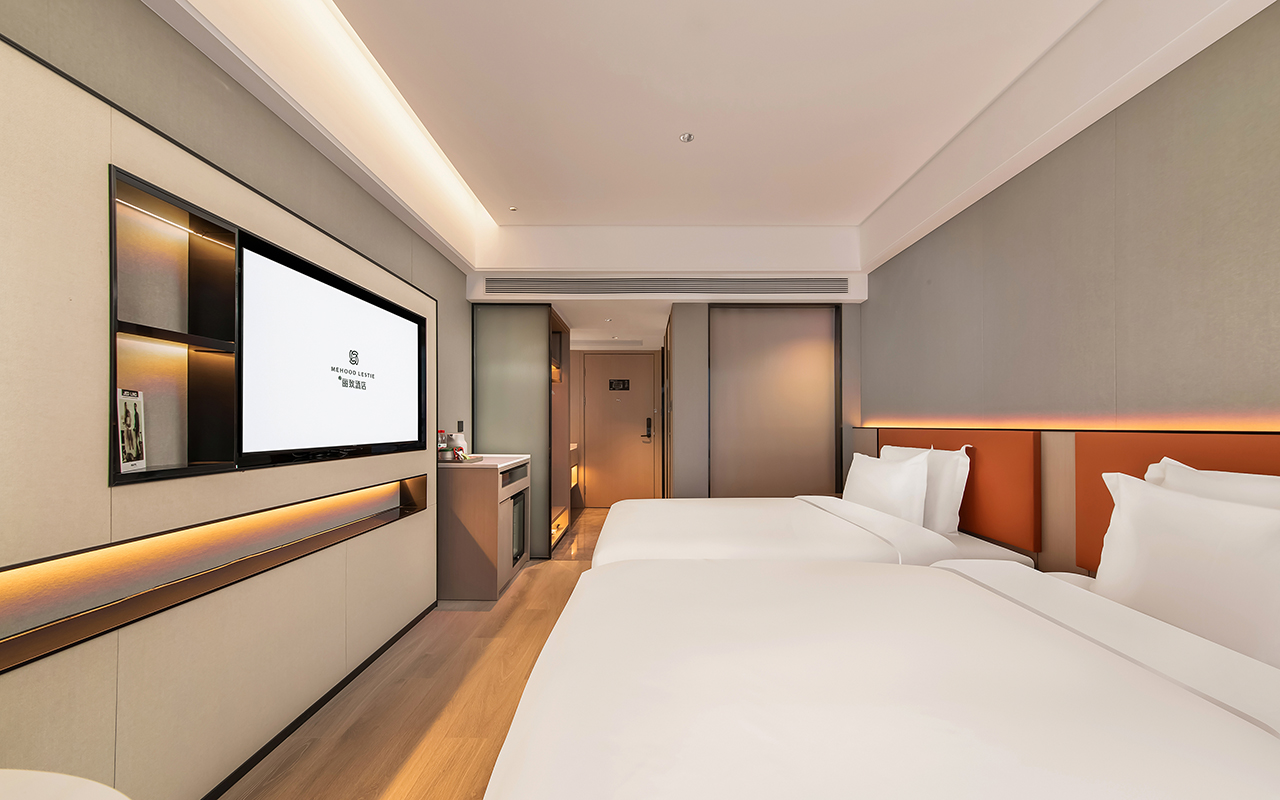 Delicate City-View Twin Room