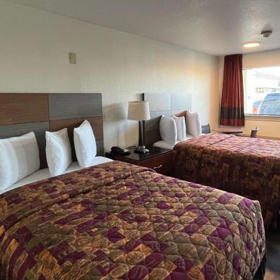 2 Full Beds | Mobil Access Tub Nsmk Micfridg Beachcomber Inn Promo Code