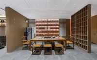 QIANNA HOTEL GLORIOUS(Weihui Branch)