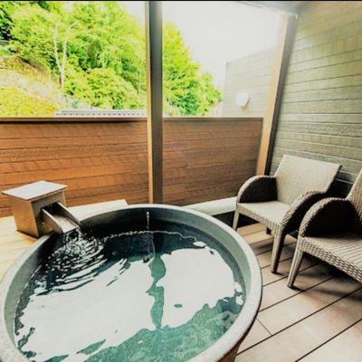 喫煙ジュニアスイート【和洋室】 44平米＋専用テラス8平米 天然温泉客室露天風呂付 リブマックスリゾート安芸宮島 クーポン