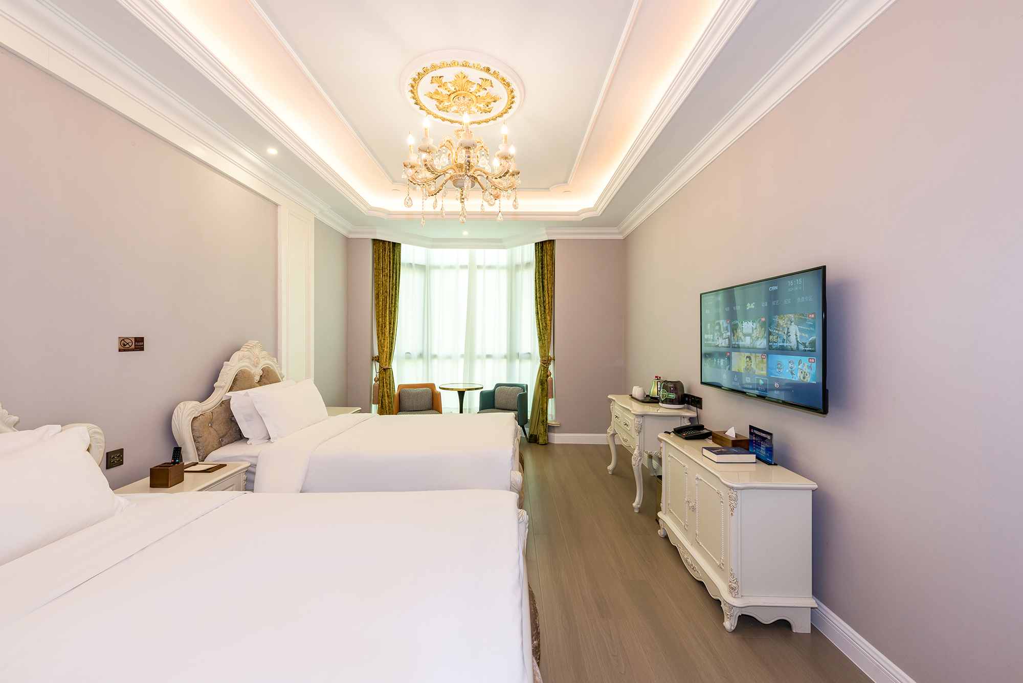 啡凡豪华双床房