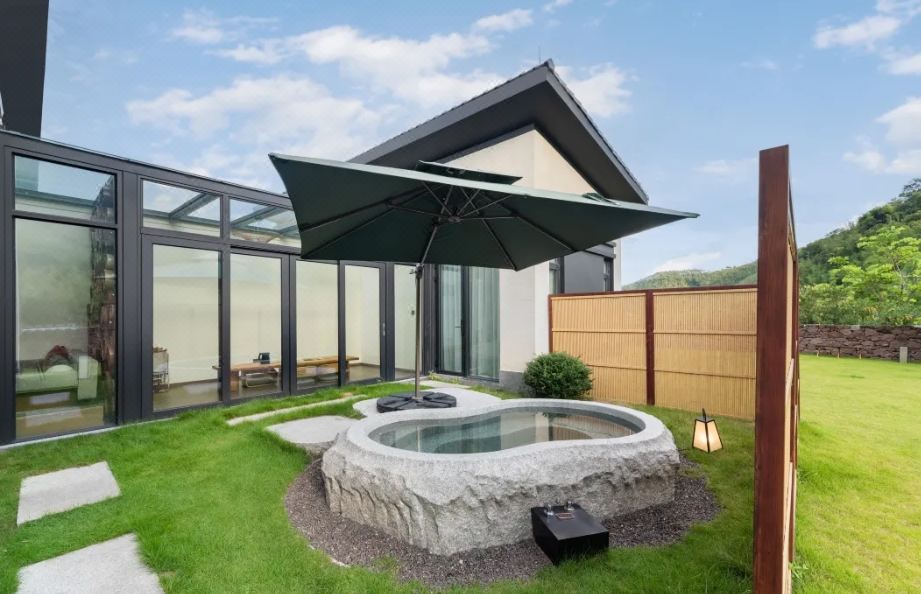 竹巷私湯溫泉小玩子醒獅親子兩房別墅（私家花園）