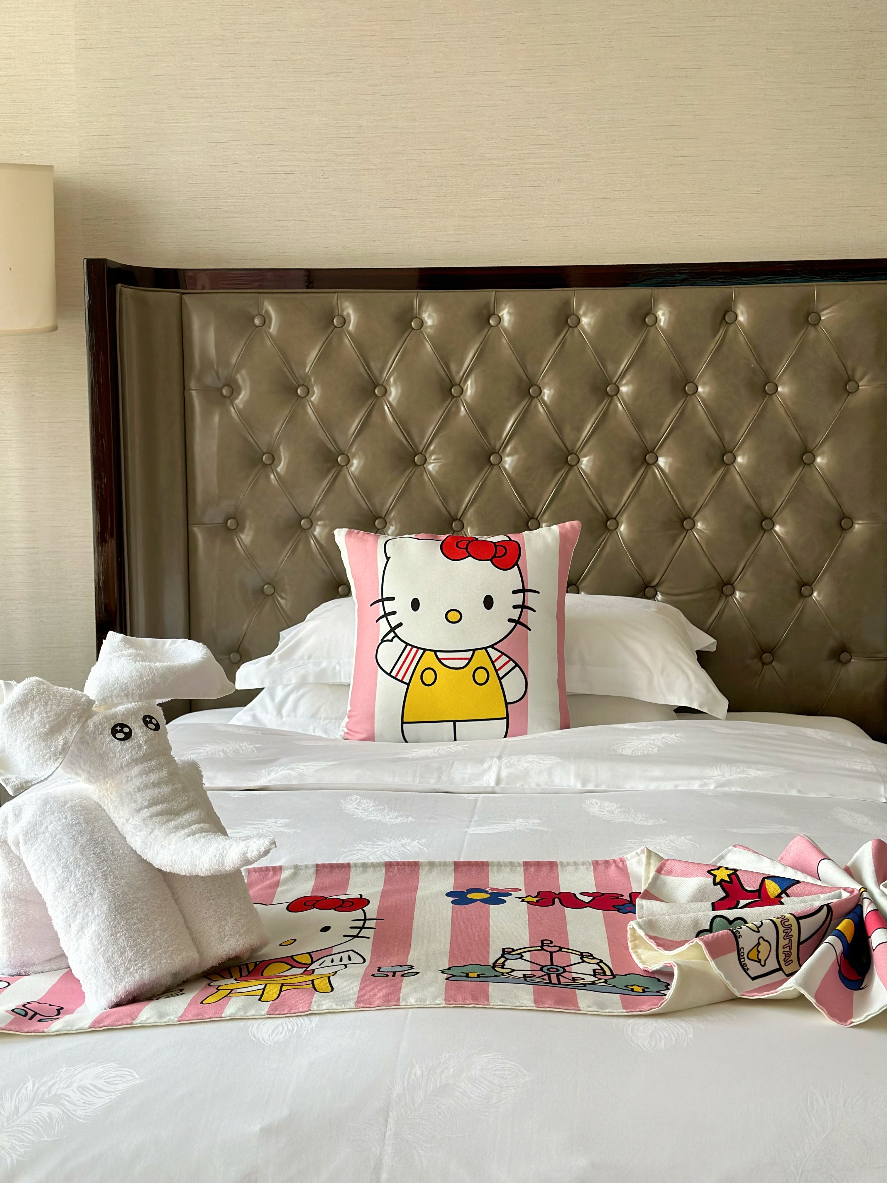 童趣.甜蜜亲子房（静谧双床+主题小童单床+天猫精灵）