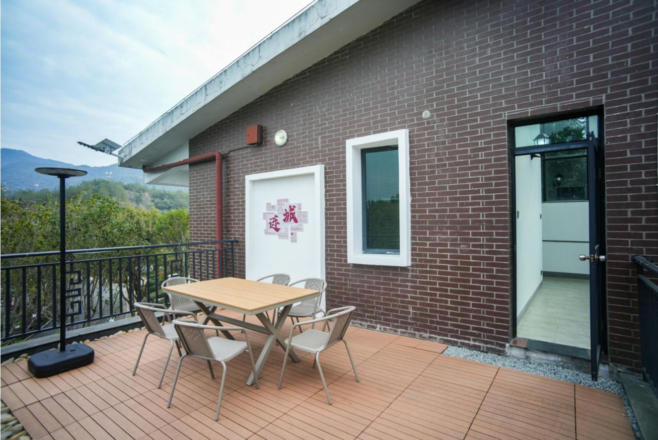 秋月别墅四房一厅（影音房+麻将）