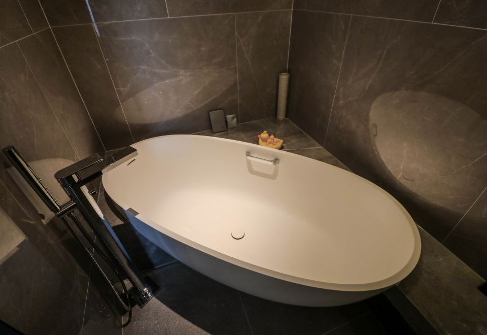 The Meixi Lake, Changsha Marriott Executive ApartmentsUnlimited Fun Kids' Octonauts Theme Family Room