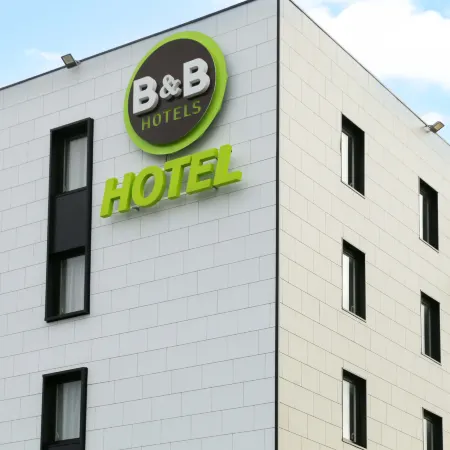B&B Hotel Reims Croix Blandin Отели в г. Реймс