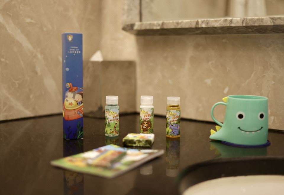 三居室恐龙奇趣蛋亲子主题房