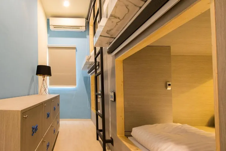 แคปซูลสำหรับผู้ชาย - เตียงล่าง