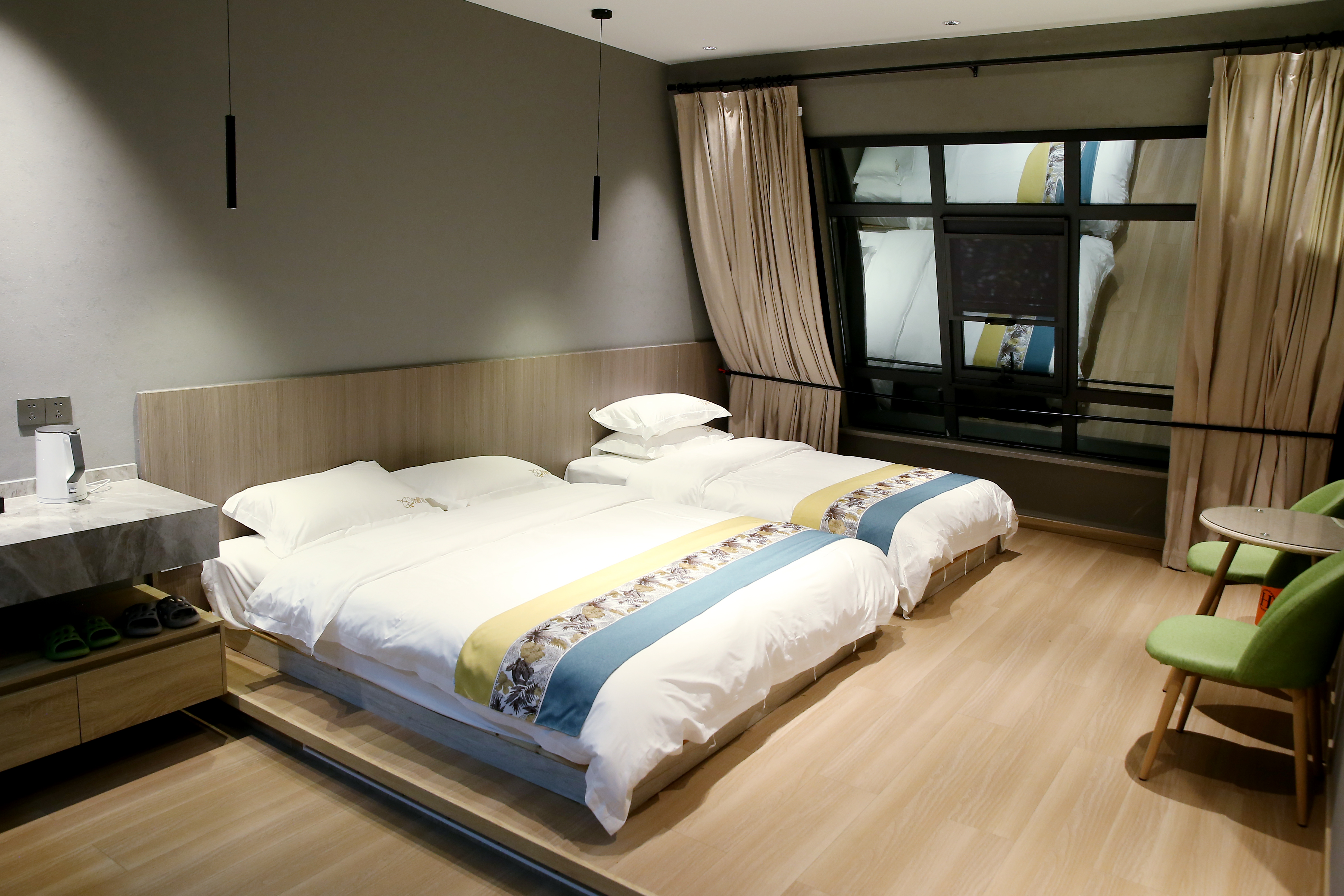 观景亲子双床房