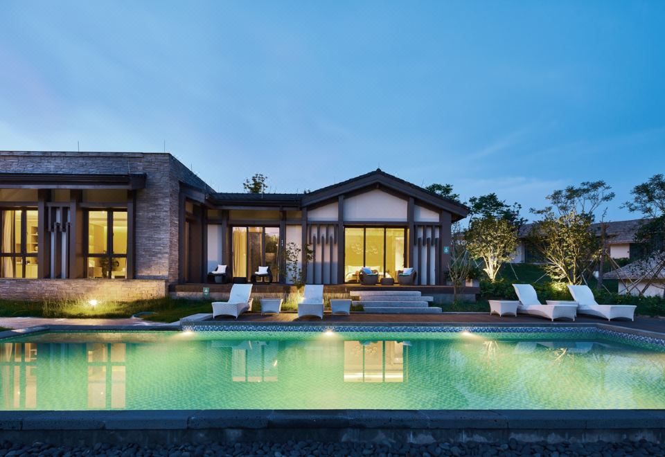 Club Med Joyview Resort AnjiPresidential Suite - 2-Bedroom