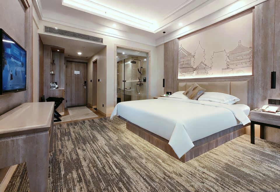 尊贵大床房（办公桌椅+躺平沙发+零压深睡床垫）