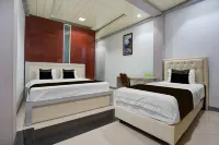 Townhouse Oak near Tugu Simpang Lima formerly GM Inn Hotel Các khách sạn ở 