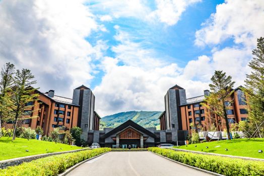 Lake Songhua Seibu Prince Hotel