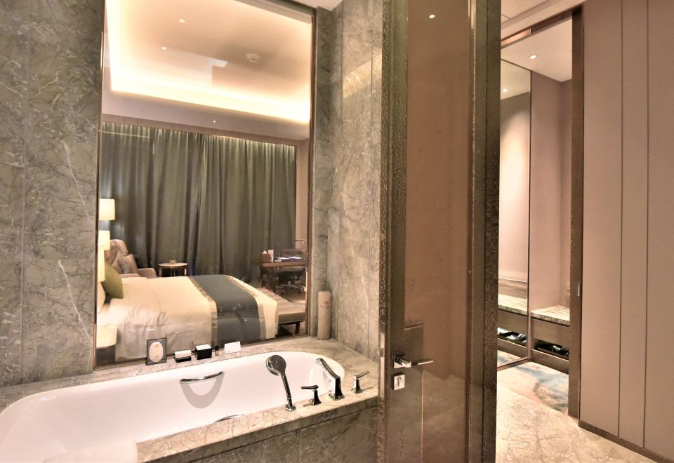 Wanda Vista NanningExecutive Floor Deluxe King