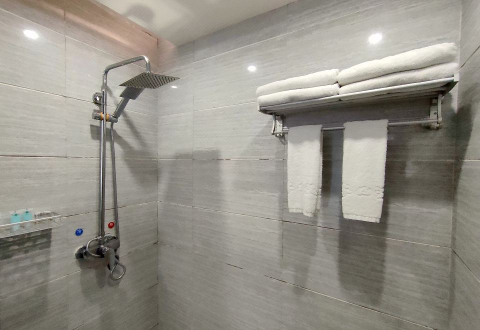 商务棋牌大床房