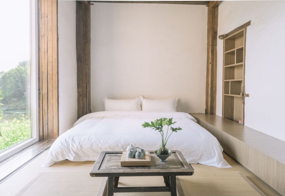 雪友-loft双卧峡谷梯田景观家庭房