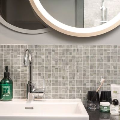 帶陽台的寬敞大床房 卑爾根諾爾格飯店優惠