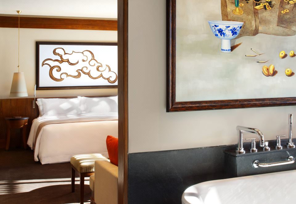 The St. Regis Lhasa ResortDeluxe Potala Palace View Room