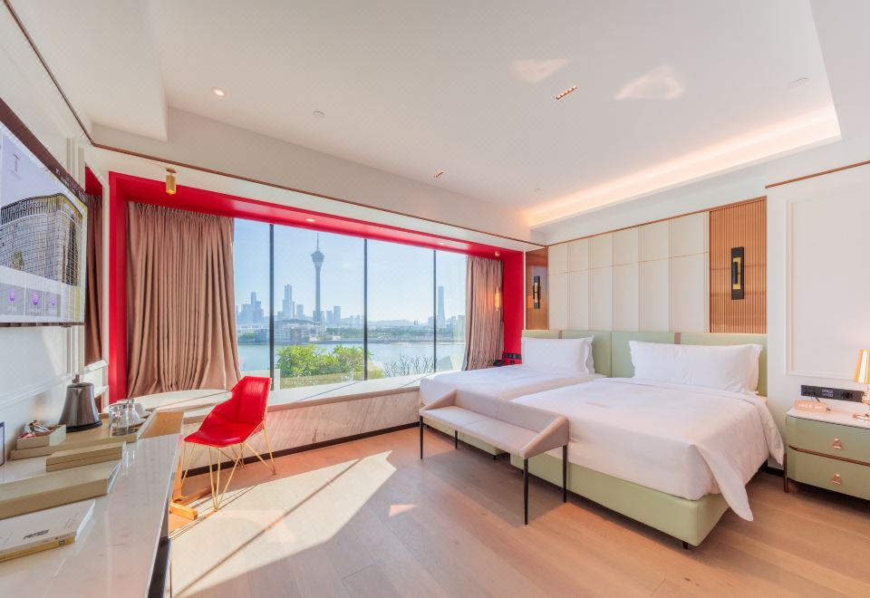 Gold (Resorts World) Fireworks Sea View Twin Room