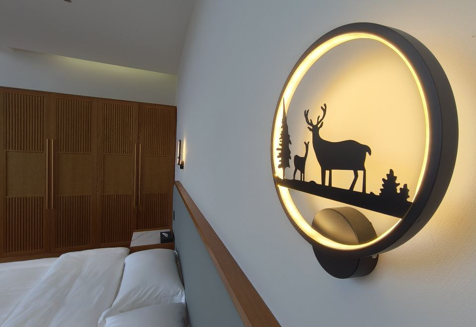 Guestroom - Mountain-View