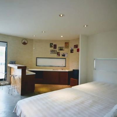 豪華六人房 Hotel PaPa whale - 高雄美麗島館優惠