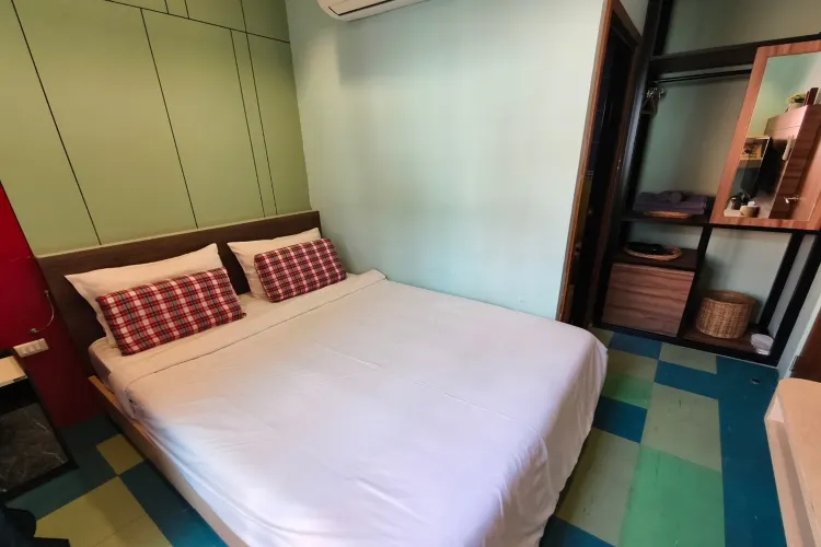 ห้องดีลักซ์ พร้อมระเบียง