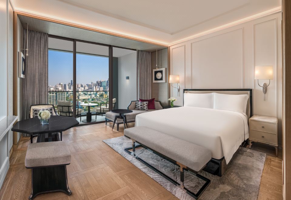 俱乐部大床房（带阳台可享用酒廊）