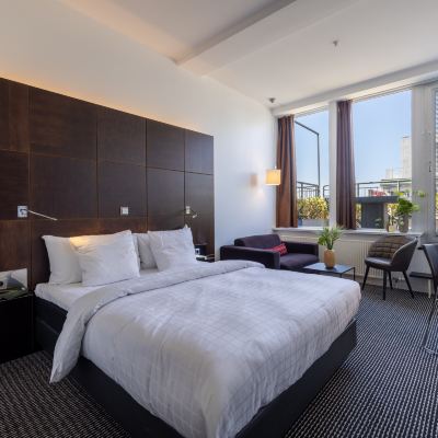 行政豪華特大床房 廣場酒店優惠