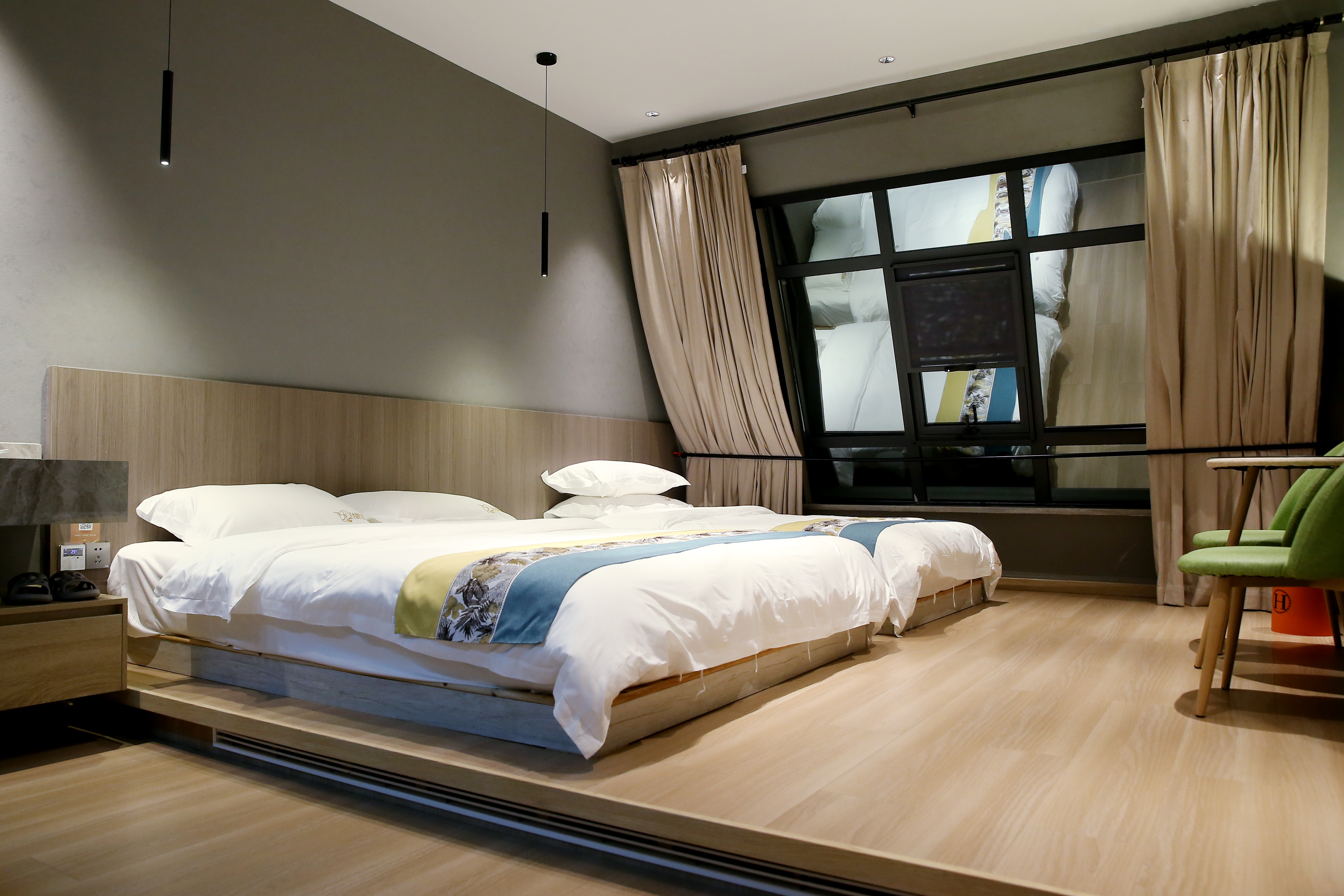 观景亲子双床房