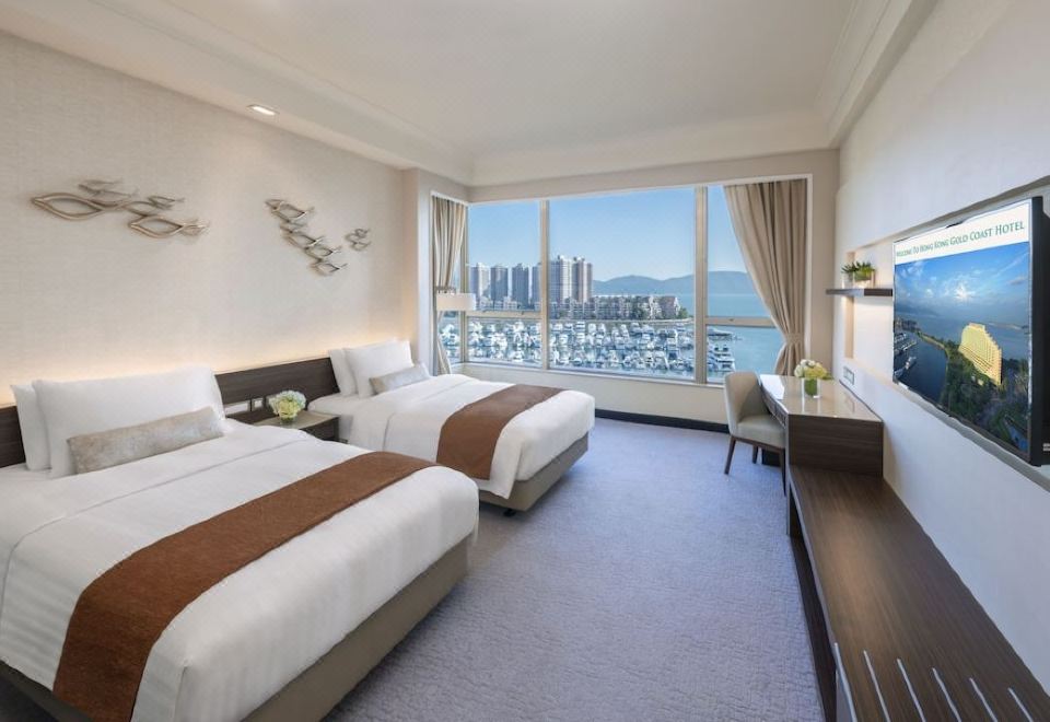 Hong Kong Gold Coast HotelDeluxe Seaview Twin Bed With Extra Bed