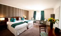 Wrexham Llyndir Hotel by Belvilla