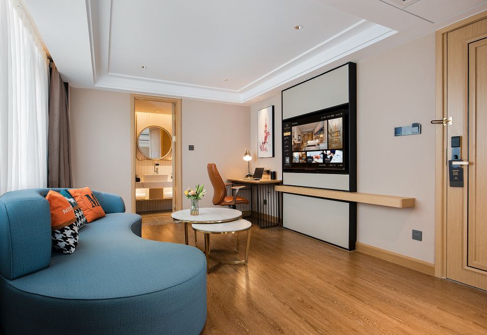 行政套房（会客厅+小度语音智能客控）