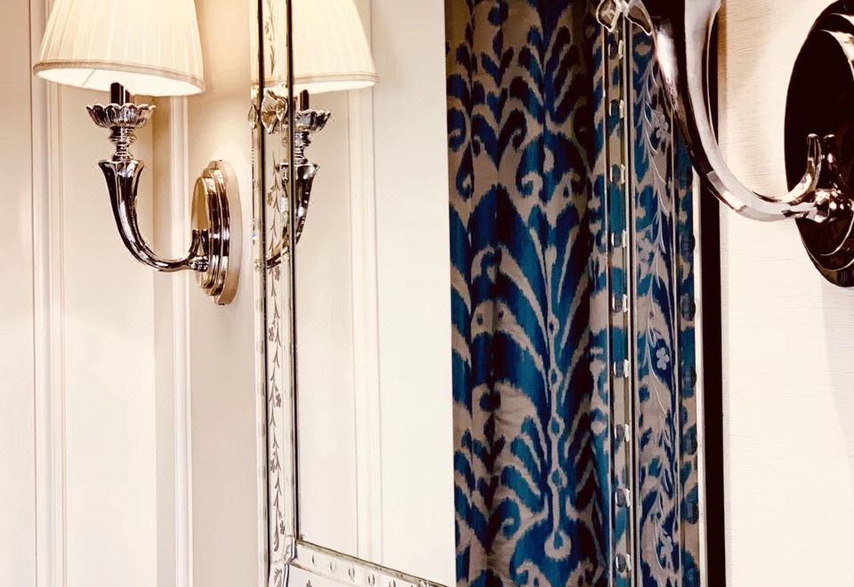 The Azure Qiantang, a Luxury Collection Hotel, HangzhouSuite - River-View