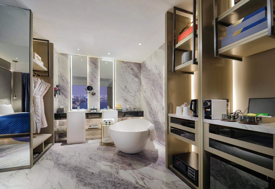 Vance Hotel HangzhouDeluxe Room - City-View, River-View (Double Bed)