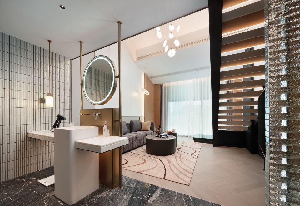 Loft Suite