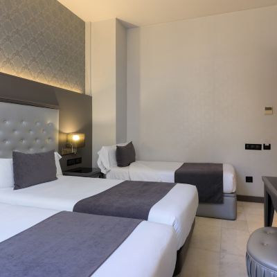 Triple Room Hotel Ciutadella Barcelona Promo Code
