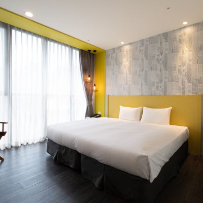 豪華雙人房-淋浴 凝萃文旅台中車站店優惠