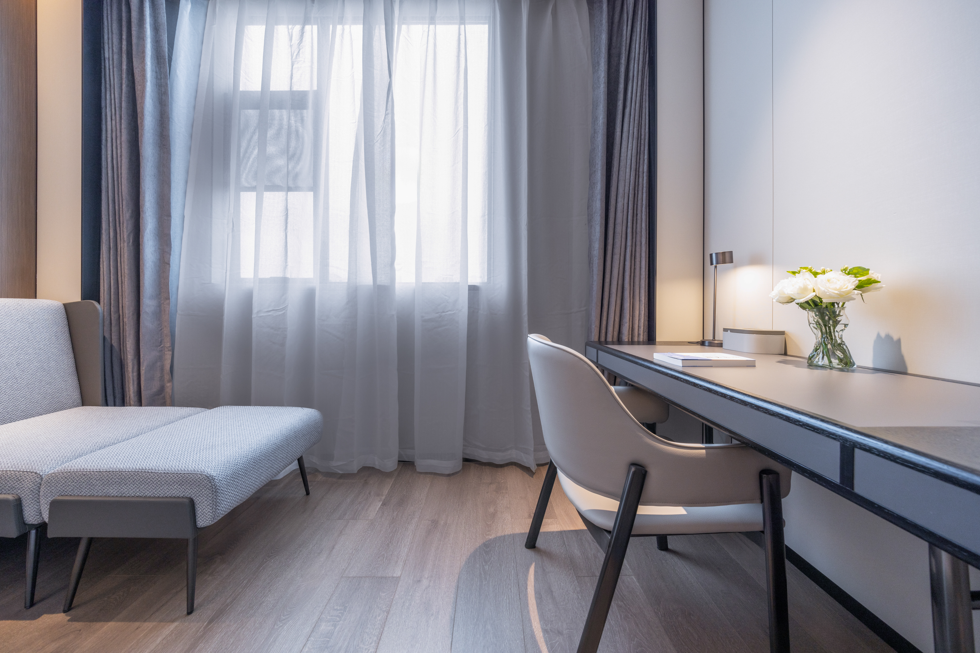 高级大床房（小冰箱+无线投屏）