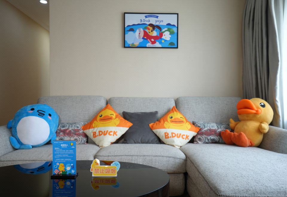 河景三室小黄鸭亲子套房