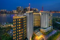 Banyan Tree Shanghai On The Bund Các khách sạn ở Thượng Hải