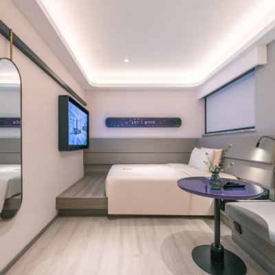 雅緻大床房（智能投屏+慢回彈記憶枕） 上海陸家嘴第一八佰伴輕居飯店優惠