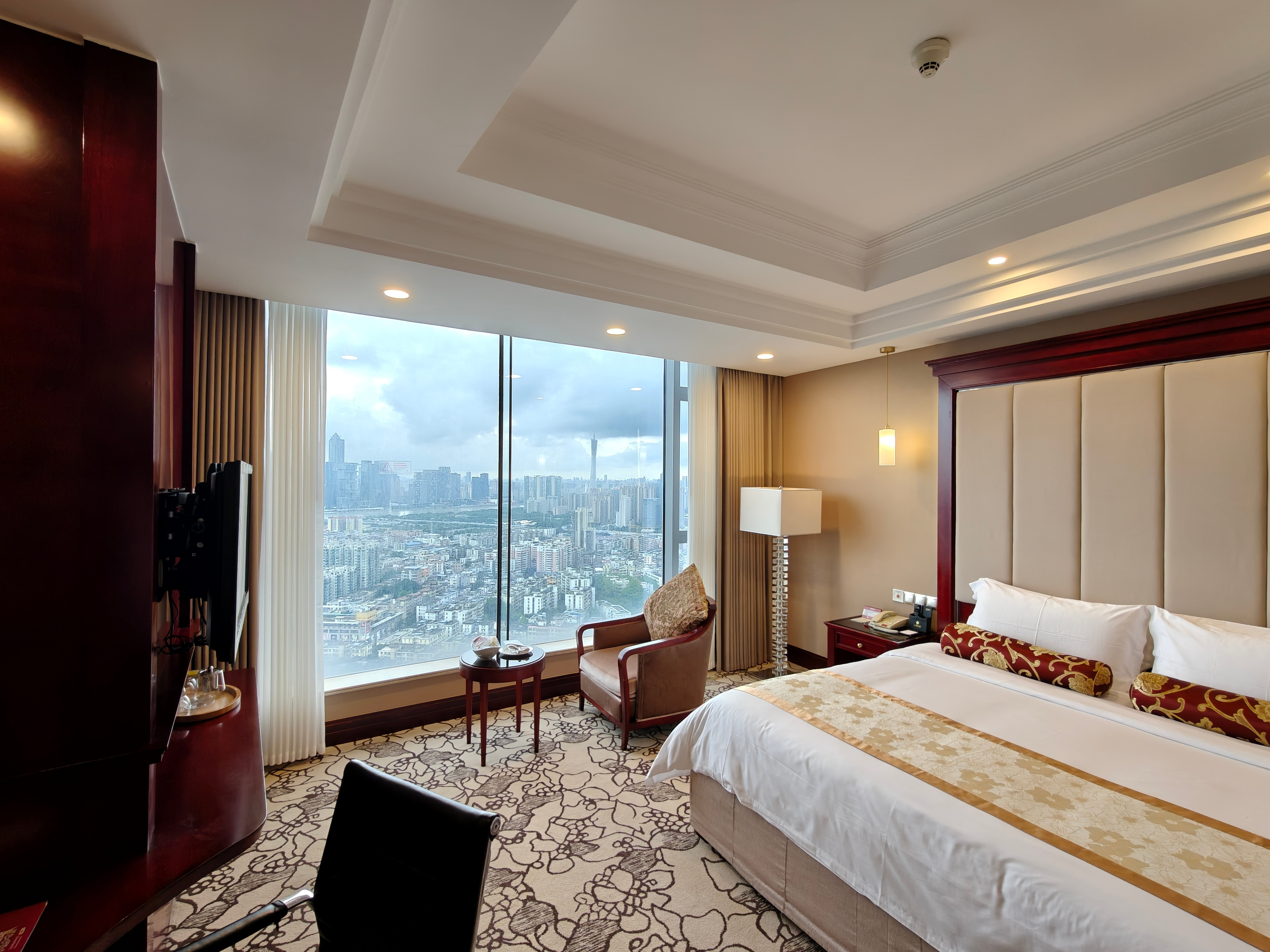 高级江景大床房（广州塔景）